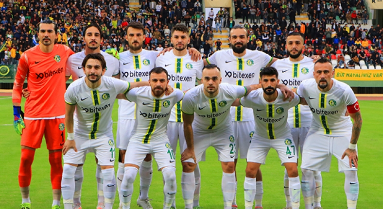Şanlıurfaspor MenemenFK maçı için İzmir'de;