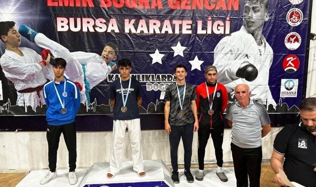 Urfalı Gençlerden Karate Şampiyonasında Başarı;