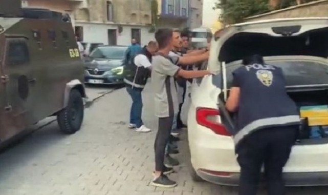 Şanlıurfa'da Güvenli Şehir Uygulaması Yüzlerce Polis Katıldı 38 Gözaltı;
