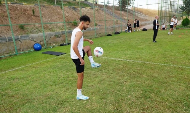 Şanlıurfaspor Sakaryaspor Maçı Hazırlıkları;