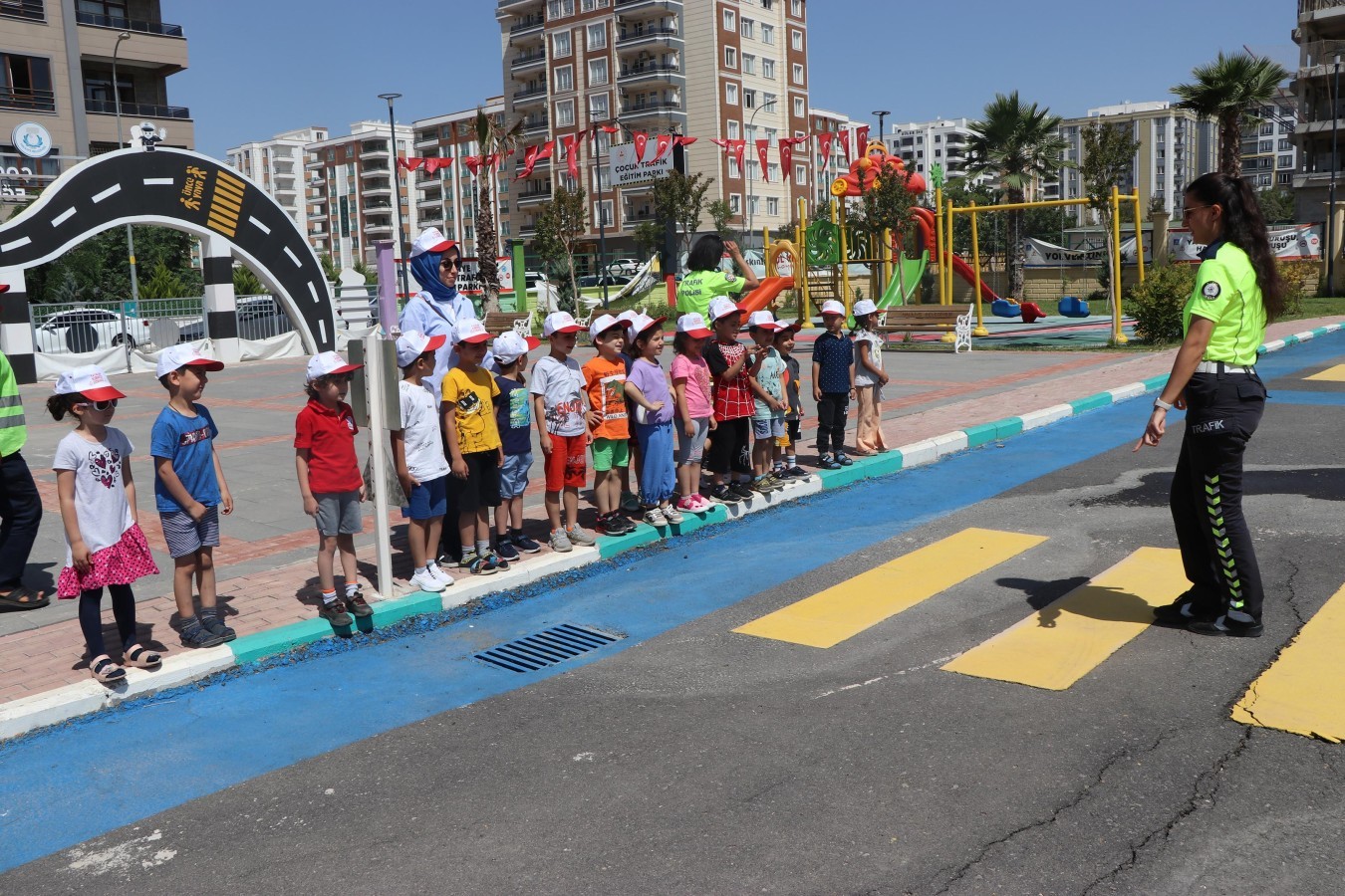 Haliliye Belediyesinden Çocuklara Trafik Eğitimi