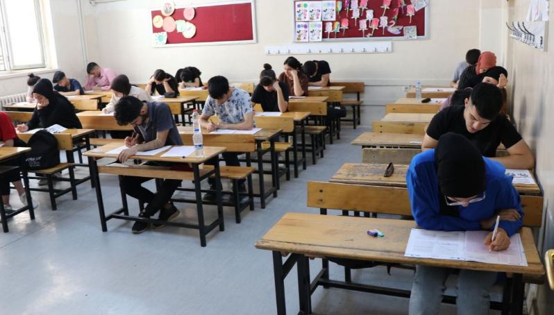 Urfa'da Öğrenciler için Üniversite Hazırlık Yaz Kursu Kayıtları Başladı