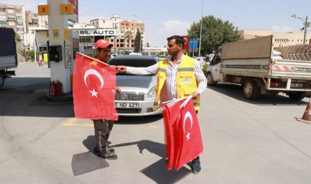 Şanlıurfa Haliliye Bayraklarla Donatılıyor