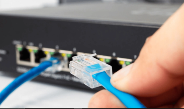 Şanlıurfa'da Kablo Hırsızlığı Mahalleliyi İnternetsiz Bıraktı;