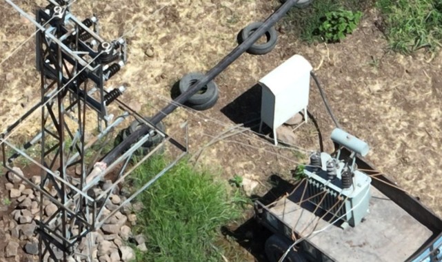 Dicle Elektrik Eyyübiye Kırsalında Kaçak Trafolara El Koydu;