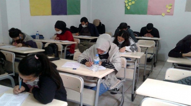 Siverek&#39;te öğrencilere ücretsiz deneme sınavı yapıldı;