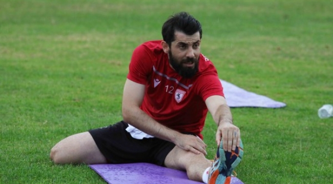Şanlıurfaspor ile prensipte anlaşan futbolcu diyarbakır spora imza attı.;