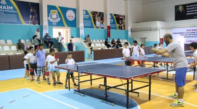 Şanlıurfa'lı Çocuklar Masa Tenisini Sevdi
