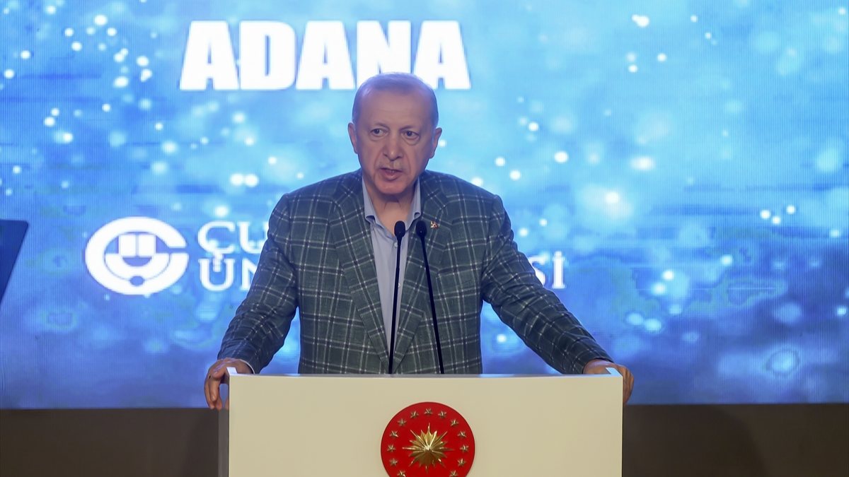 Cumhurbaşkanı Erdoğan: Amacımız şartları zorlayarak yüz yüze eğitimi devam ettirmektir;