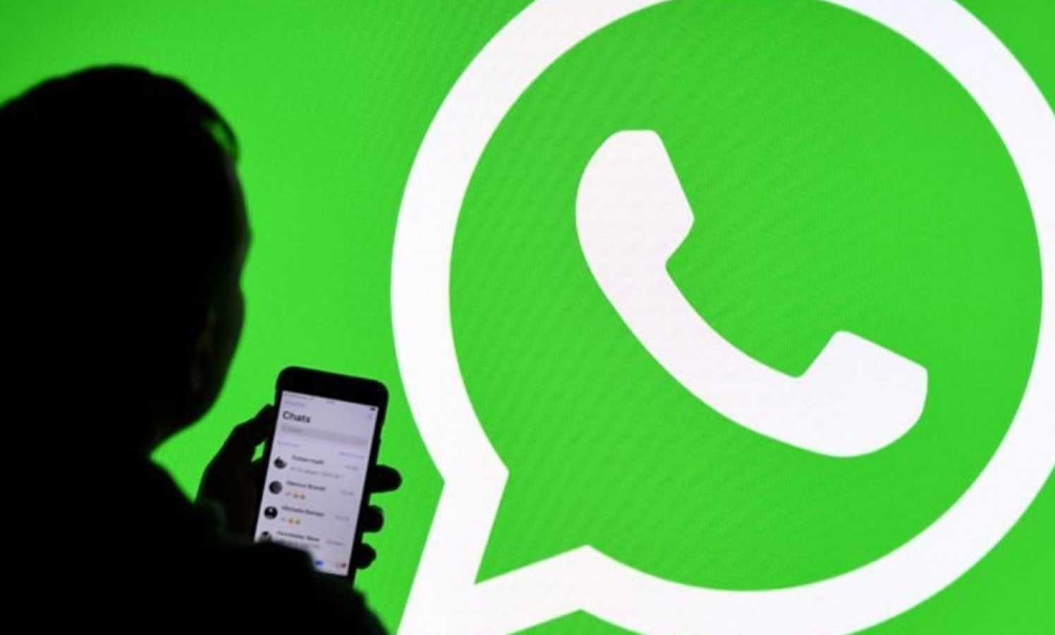 WhatsApp'a beğen butonu geliyor;