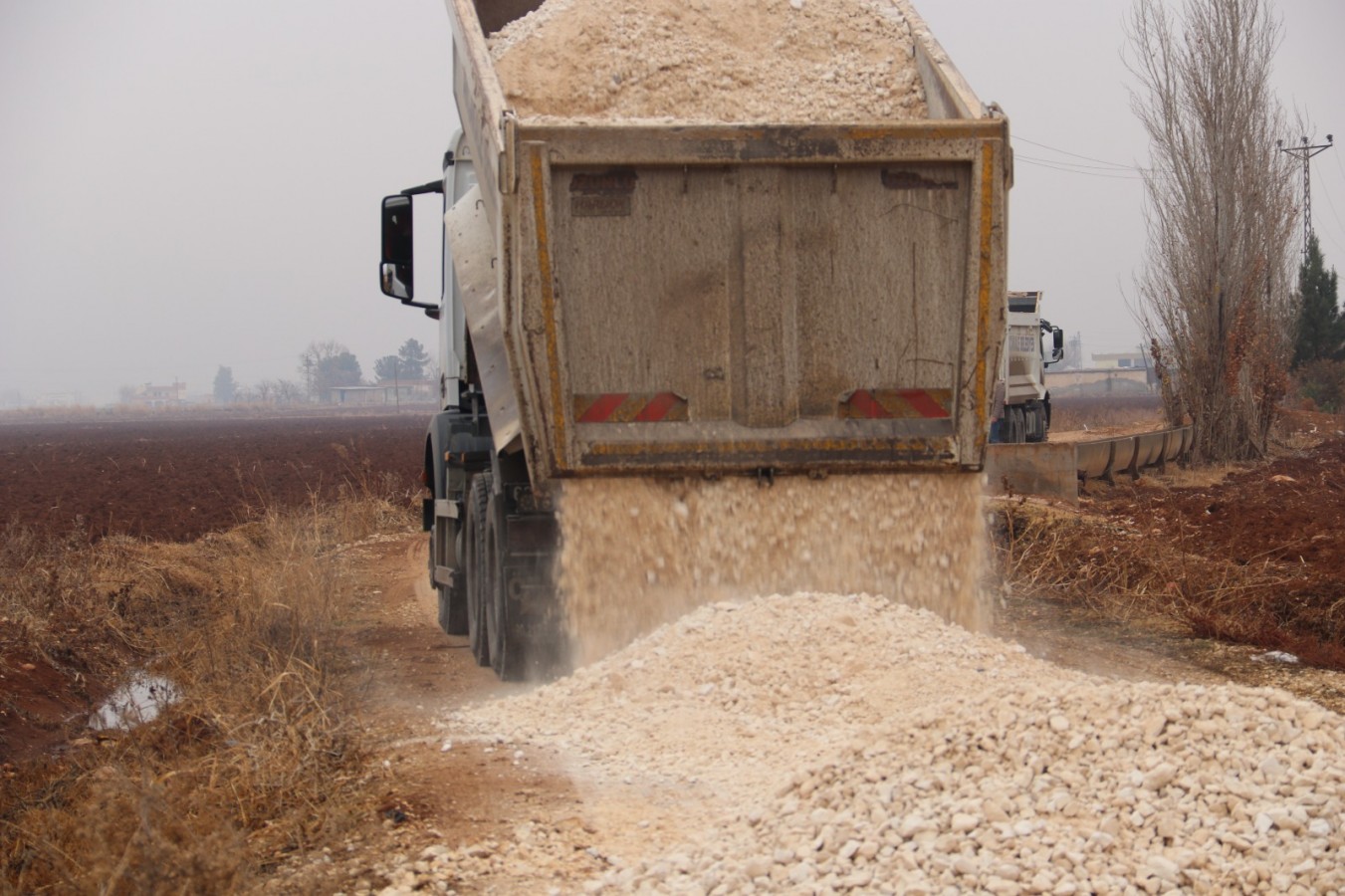 Kırsal mahalleye stabilize yol yapıldı;