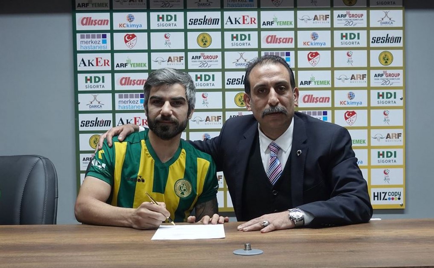 Şanlıurfaspor’un eski oyuncusu, 3. Lig ekibine transfer oldu;