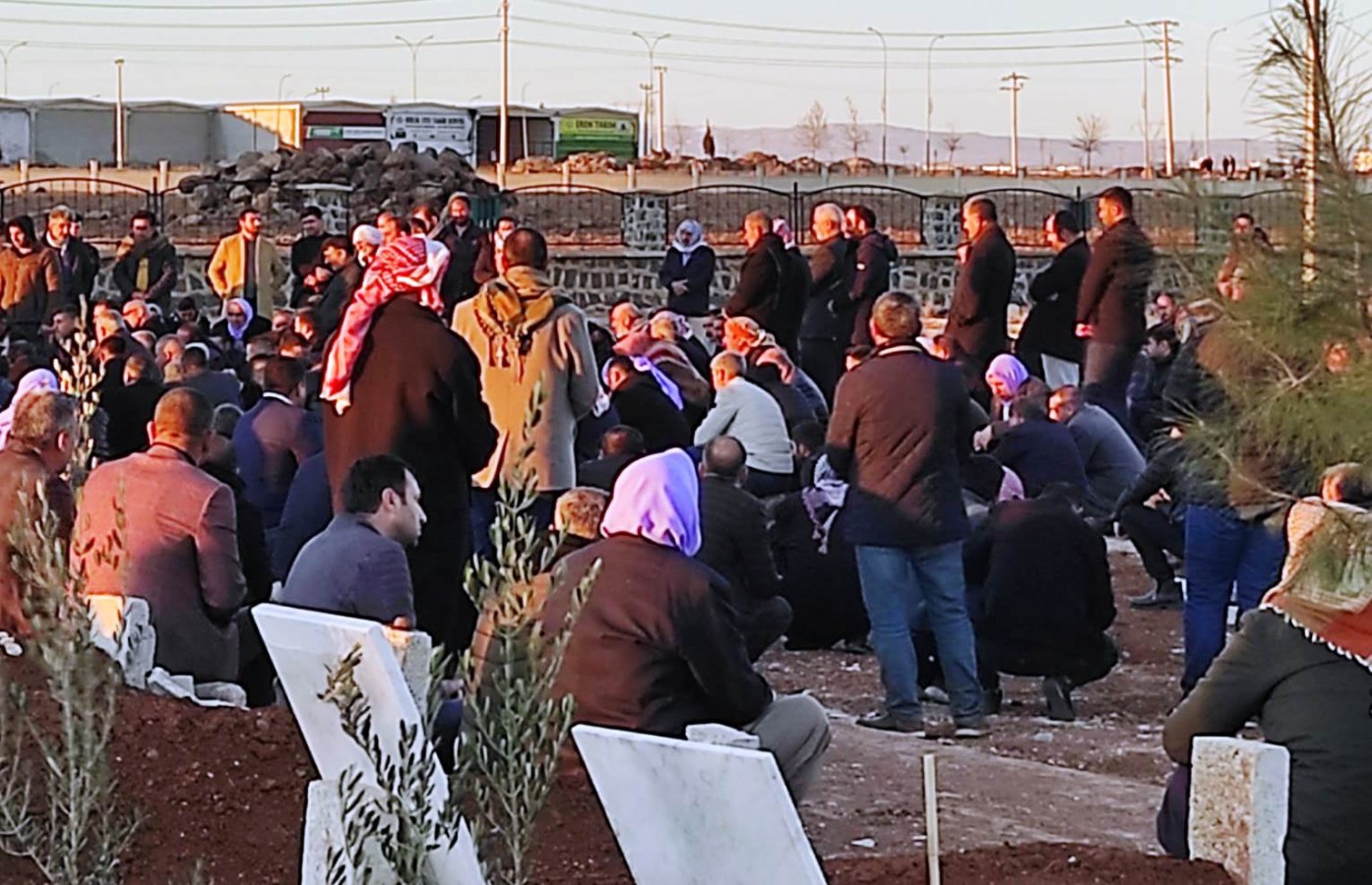 Urfa’da boş arazide gömülü halde bulunmuştu, toprağa verildi;