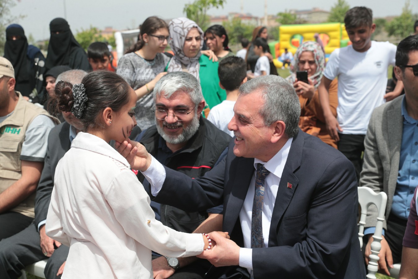 Urfa’da yetim çocuklar için şenlik düzenlendi;