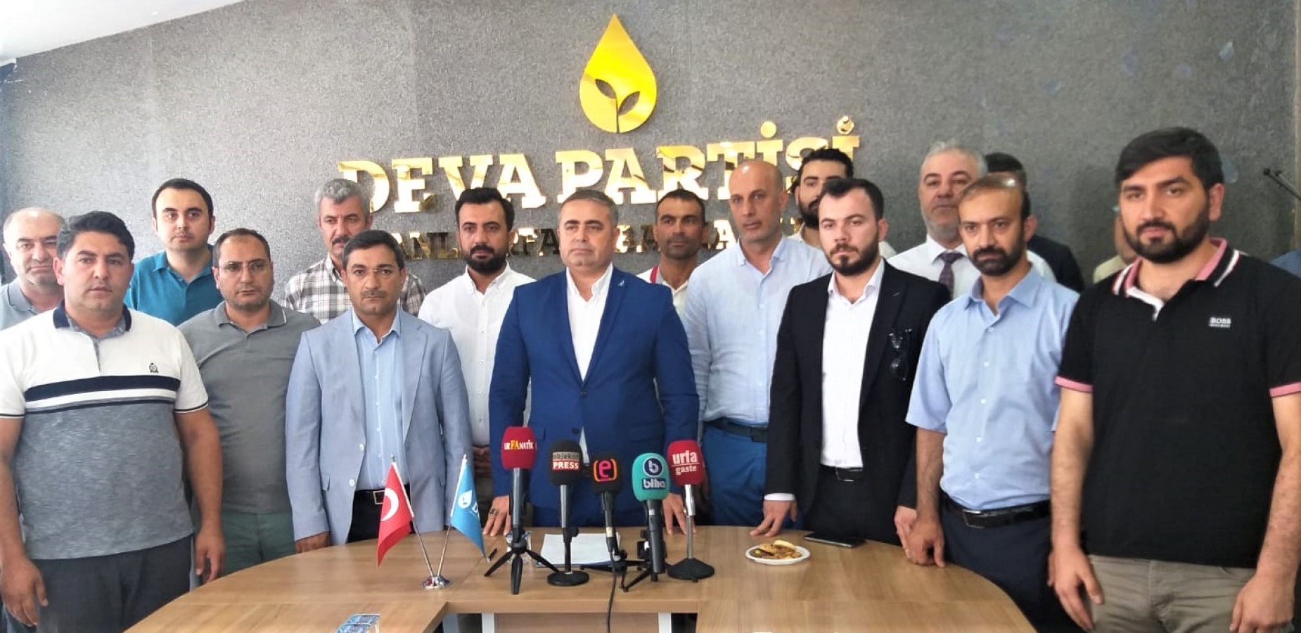 Urfa DEVA yönetiminden Yeneroğlu’na destek;