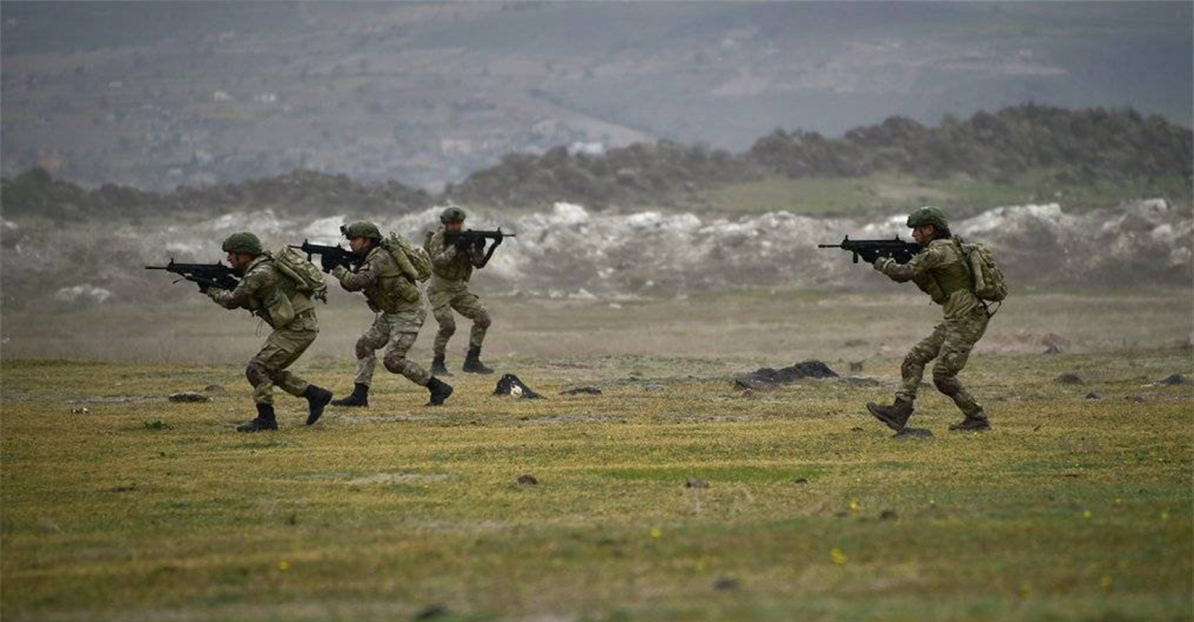 Urfa sınırında hareketlilik!;