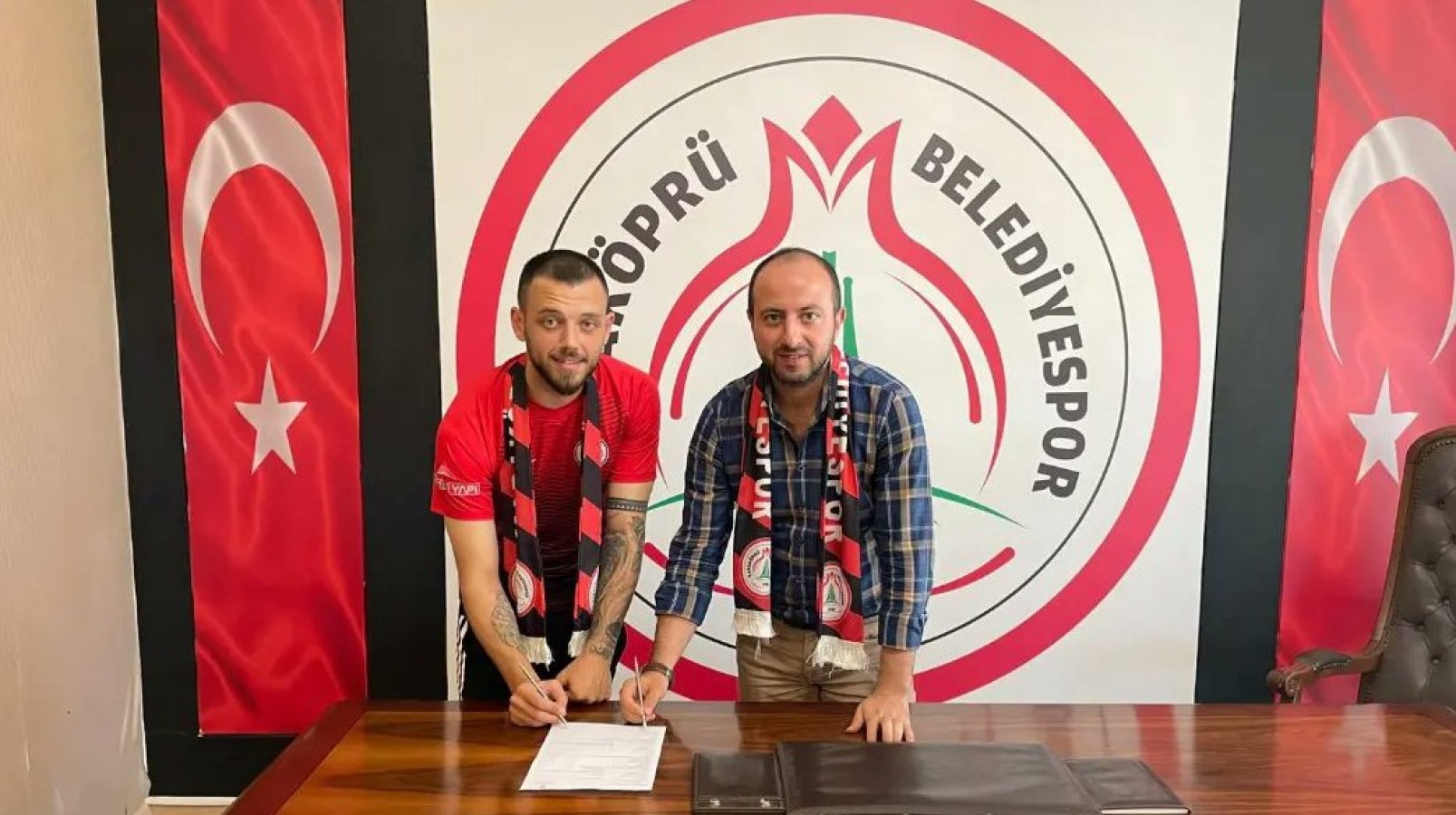 Karaköprü Belediyespor'dan bir transfer daha;