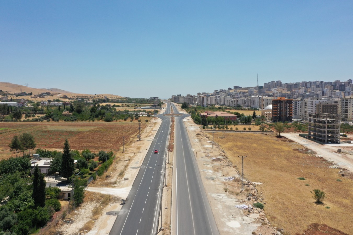 Buluntu Hoca  Bulvarı çift yönlü trafiğe açıldı;