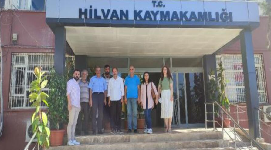 Hilvan’da 5 aile tarlada bulunan kemikler için savcılığa başvurdu;