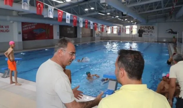 Eyyübiye'de Gençler Havuza Davetli
