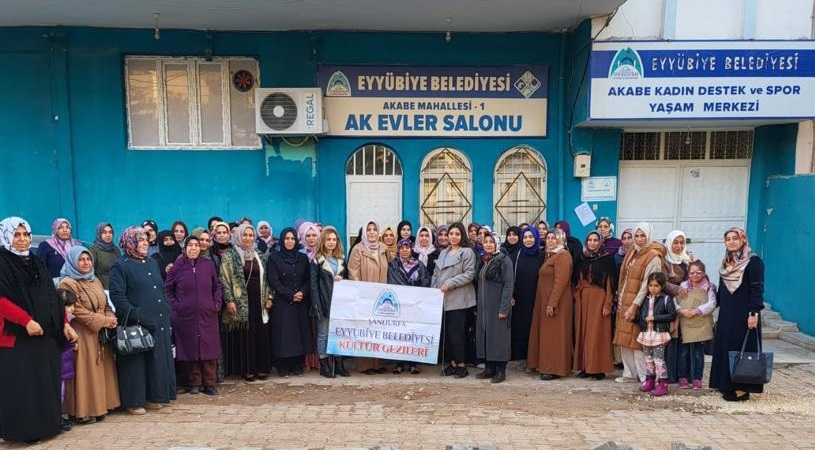 Eyyübiye Belediyesi Kursiyer Kadınlara Geziler Düzenledi