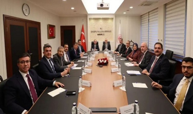 Urfa Heyetinden Bakan Işıkhan’a Önemli Ziyaret;