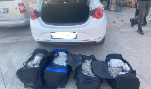 Urfa'da Uyuşturucuya Geçit Yok Kilolarca Yakalandı