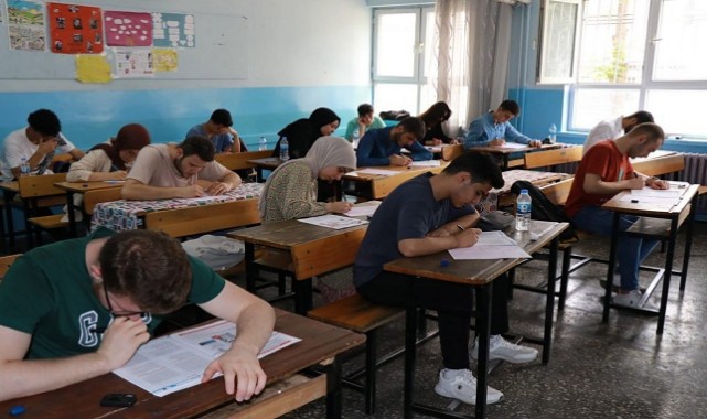 Haliliye'de Üniversiteye Hazırlanan Adaylara Ücretsiz Kurs ve Sınav;