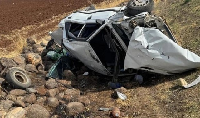 Urfa Birecik'te Kaza 5 Yaralı;