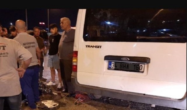 Urfa Haliliye'de Minibüsle Motosiklet Çarpıştı 2 Yaralı.;